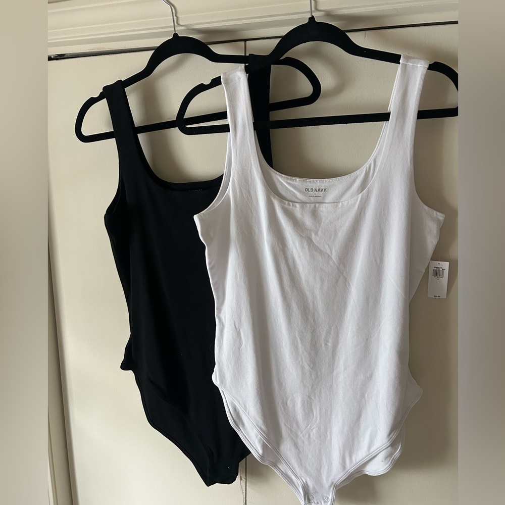 Old Navy Women's Black and White Bodysuits